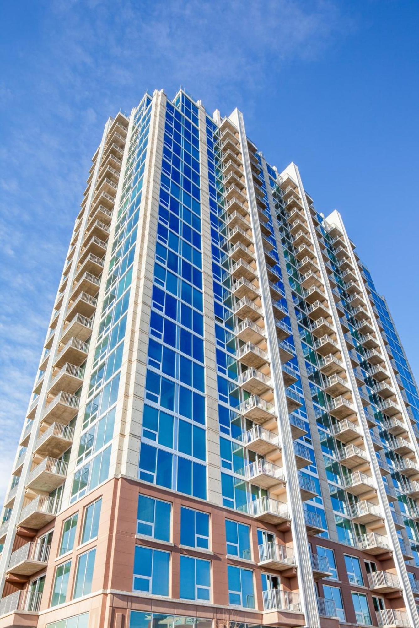 Luxurious Skyhouse Uptown Apartments In Charlotte North Carolina Exterior foto